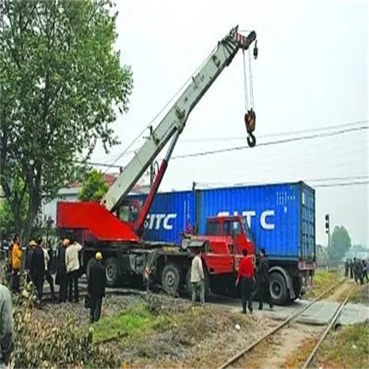 阜沙镇如何快速找到附近的吊车救援公司