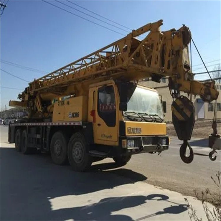 阜沙镇哪里有专业吊车出租